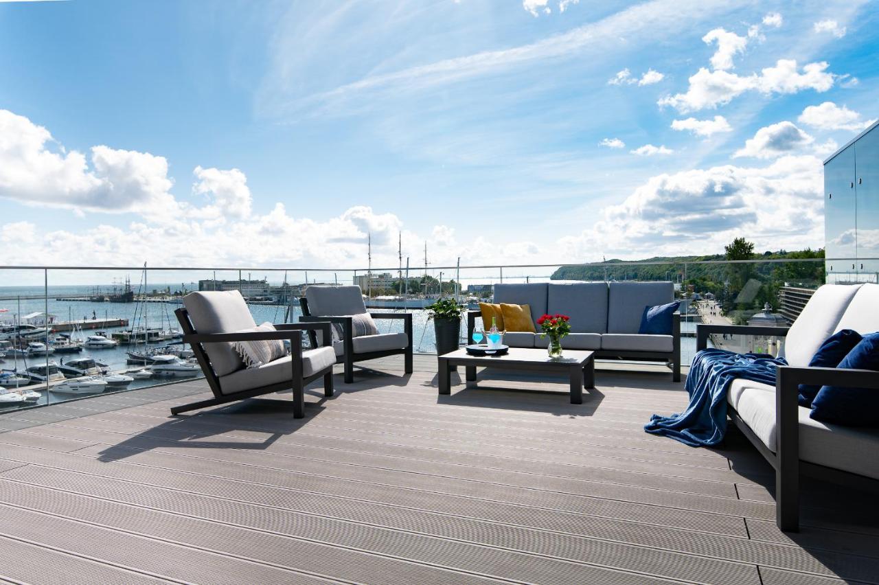 Yacht Park Premium Apartment Sea View Гдиня Екстериор снимка
