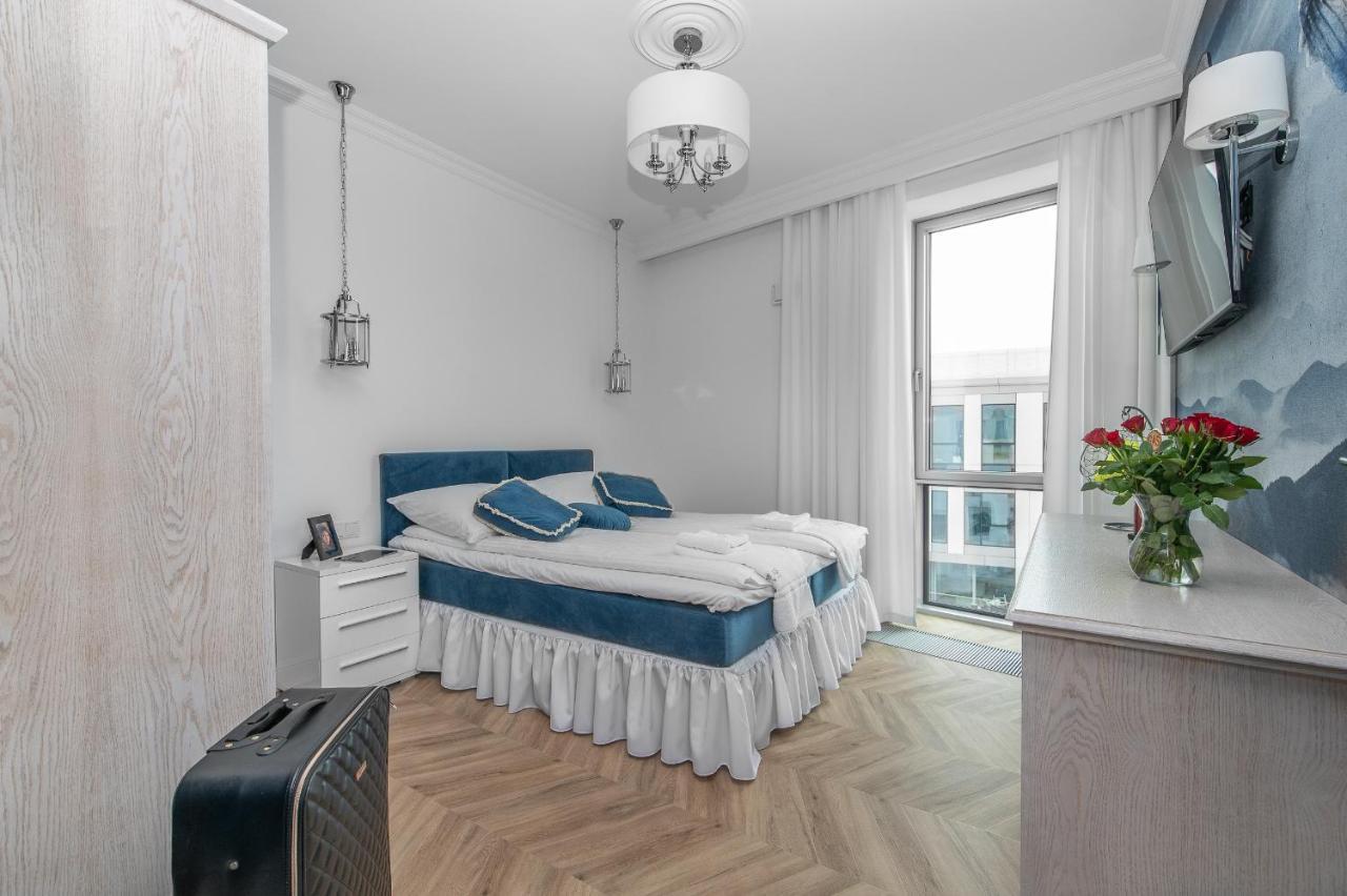 Yacht Park Premium Apartment Sea View Гдиня Екстериор снимка