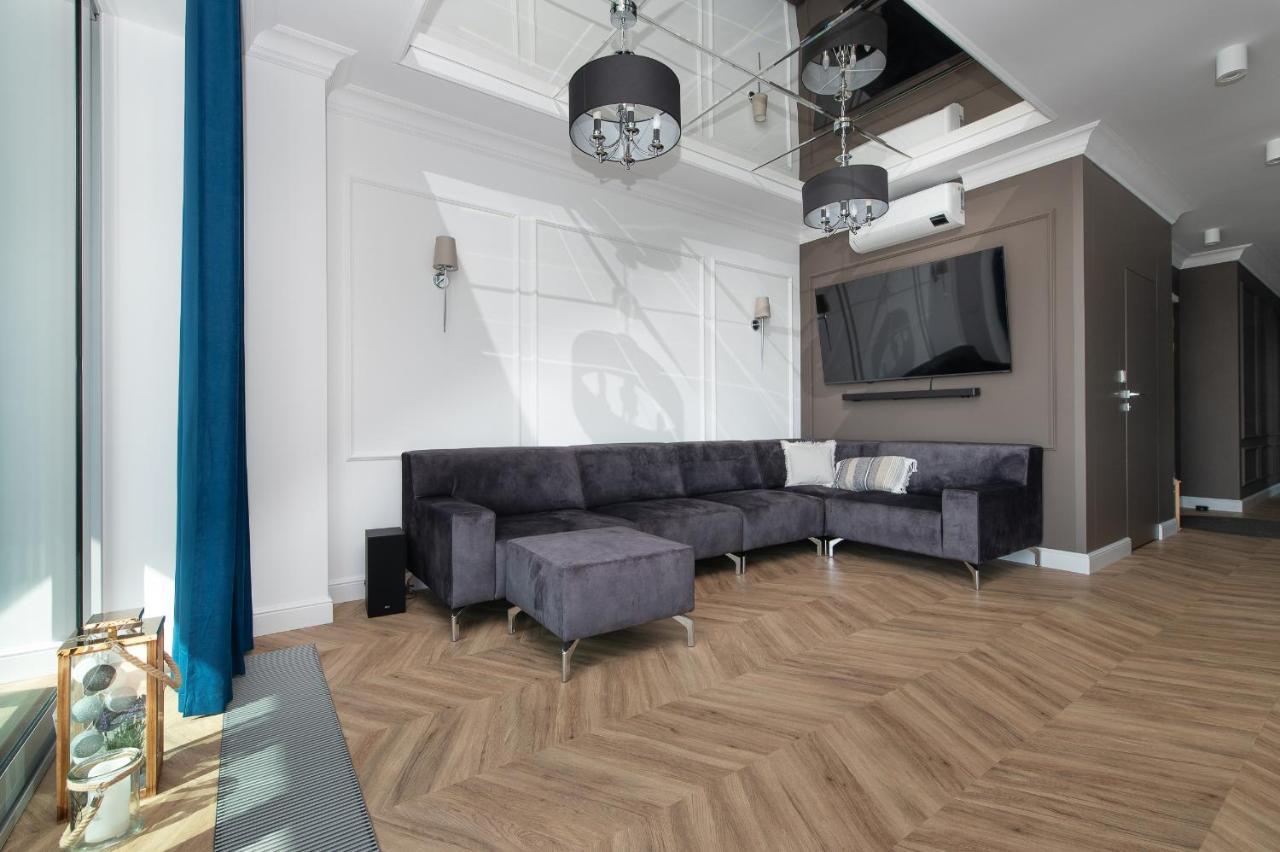 Yacht Park Premium Apartment Sea View Гдиня Екстериор снимка