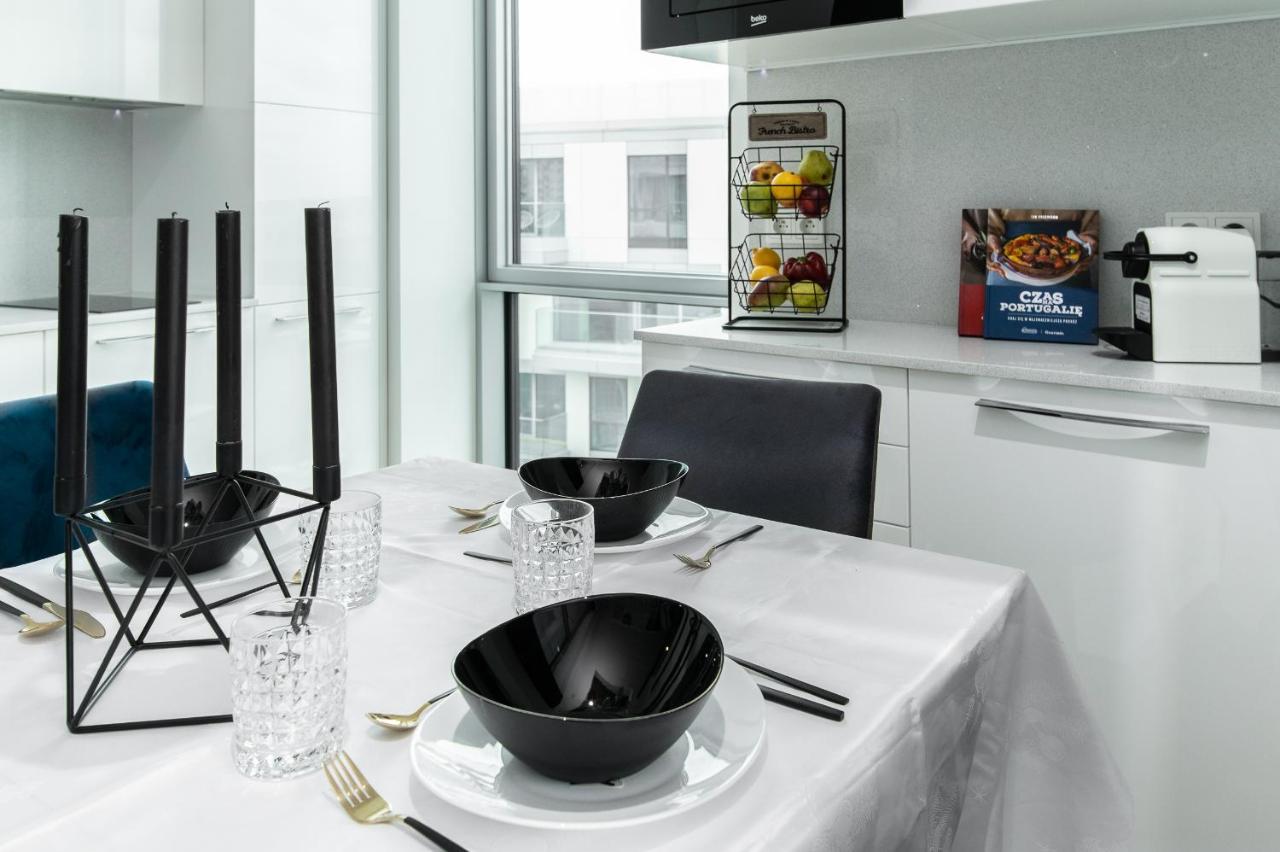 Yacht Park Premium Apartment Sea View Гдиня Екстериор снимка